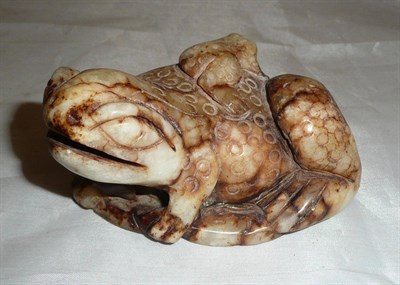 Lot 150 - Model of a toad (possibly Oriental Jade)