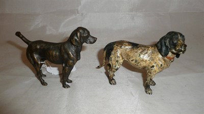 Lot 274 - Two bronze figures of gun dogs, largest 11cm high