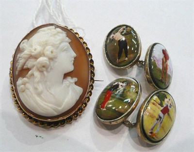 Lot 362 - A cameo brooch, a pair of enamelled cuff links of a golfer