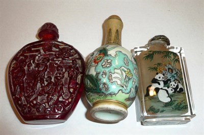 Lot 482 - Three Chinese decorative snuff bottles