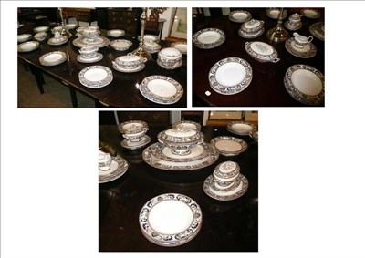 Lot 536 - A Bedford part dinner service (a.f.)