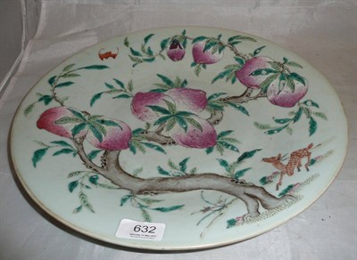 Lot 632 - Famille rose peach charger