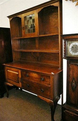 Lot 661 - Early 20th century oak dresser