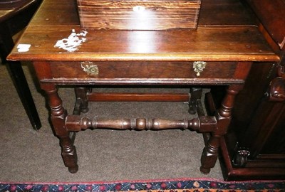 Lot 737 - Country oak side table