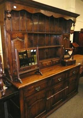 Lot 816 - Reproduction oak dresser