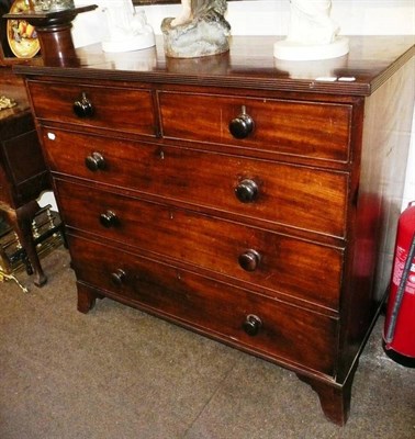 Lot 847 - A Regency mahogany straight fronted chest of drawers fitted later knob handles