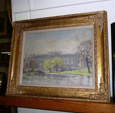 Lot 1018 - Hugh Boycott Brown (1909-1990), "Buckingham Palace from St James's Park", signed and inscribed...