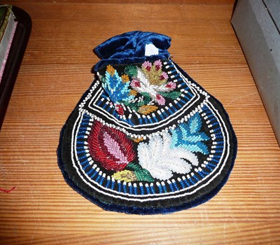 Lot 173A - North American beadwork purse