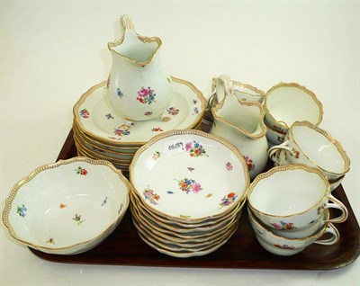 Lot 197 - Early 20th century Meissen tea service