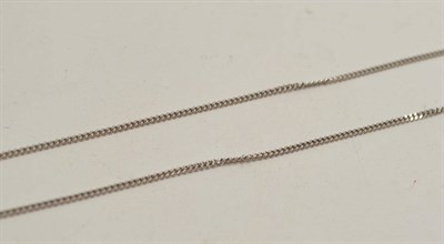 Lot 343 - An 18ct white gold curb chain