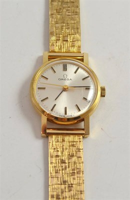 Lot 361 - 9ct gold lady's Omega wristwatch