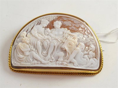 Lot 363 - A cameo brooch, the semi-circle carved with a classical scene depicting the Rape of Europa,...