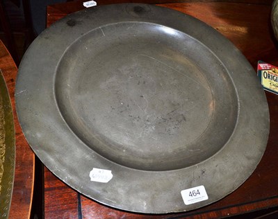 Lot 464 - Large pewter charger