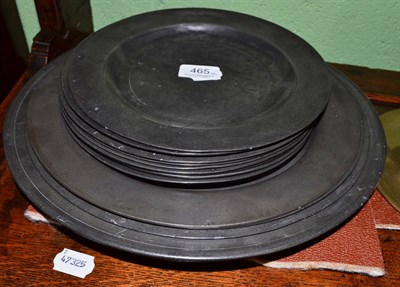 Lot 465 - Ten pewter plates and three larger examples (13)