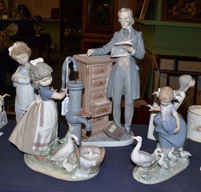 Lot 597 - Five Lladro figures