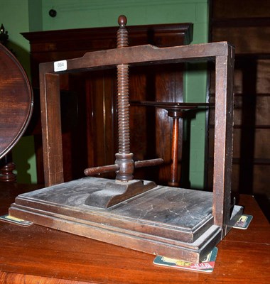 Lot 664 - A mahogany book press