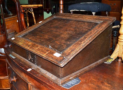 Lot 786 - An oak bible box