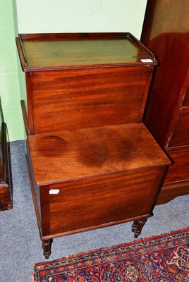 Lot 816 - A mahogany step commode