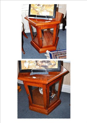 Lot 877 - A pair of oak glazed display tables