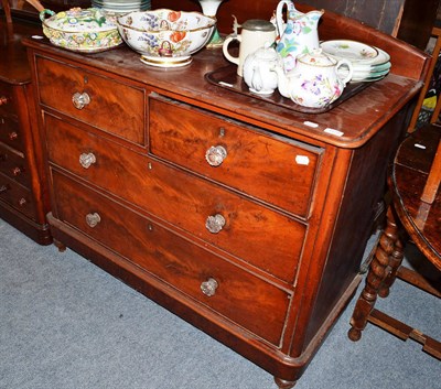 Lot 1179 - A mahogany chest of two short and two long drawers