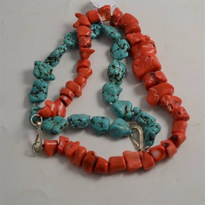 Lot 91 - A coral bead necklace and a turquoise bead necklace