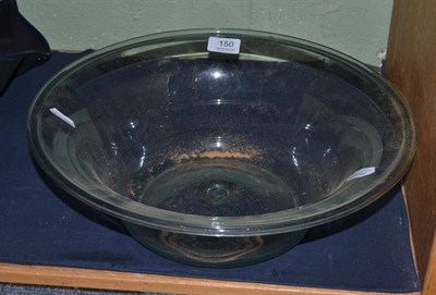 Lot 150 - 18th century glass bowl