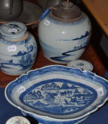 Lot 389 - A Qianlong Chinese blue and white export porcelain lozenge pedestal dessert dish and two...