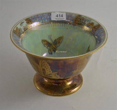 Lot 414 - A Wedgwood ordinary lustre pedestal bowl