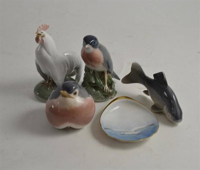 Lot 428 - Four Copenhagen animal ornaments and a B&G seagull dish