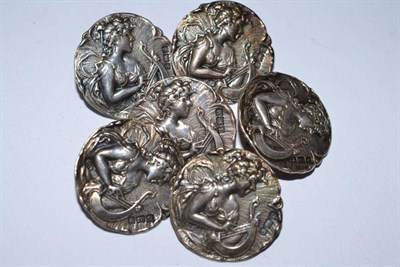 Lot 465 - A set of English hallmarked silver Art Nouveau buttons