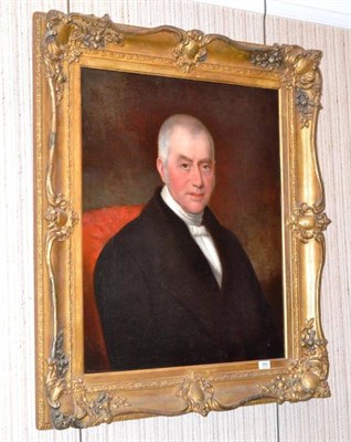 Lot 666 - Victorian oil on canvas portrait of a gentleman