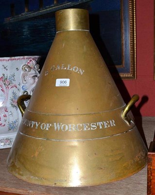 Lot 906 - Five gallon brass measure, county of Worcester