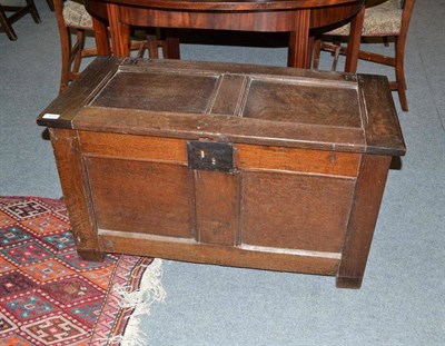 Lot 954 - 18th Century oak panelled coffer