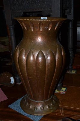 Lot 961 - A large Egidio Casagrande hammered copper vase, height 55cm