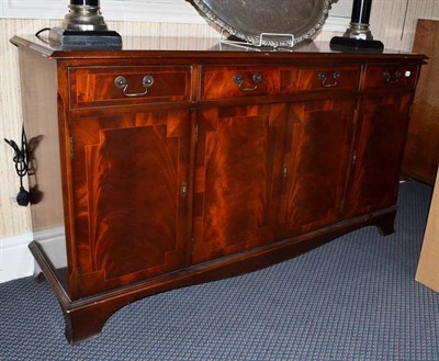 Lot 861 - A Reproduction Mahogany Sideboard, 150cm wide