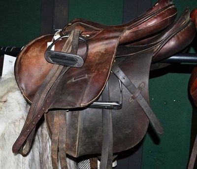 Lot 1426 - A 'Cavalier' Dressage Saddle by Turf & Travel, Bucks, in pigskin, approximately 17 1/2 inch,...