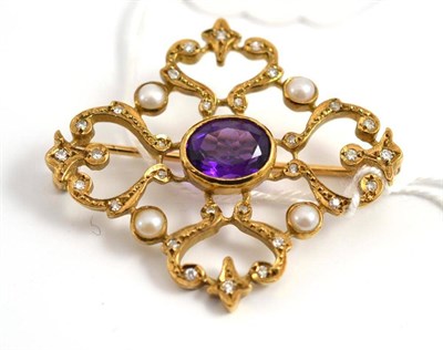 Lot 48 - A 9ct gold amethyst and split pearl brooch