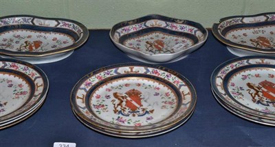 Lot 334 - A Samson armorial style part dessert service