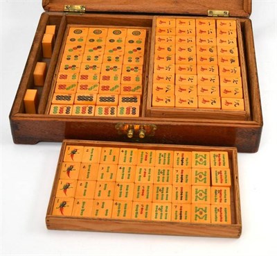 Lot 395 - Mah jong set