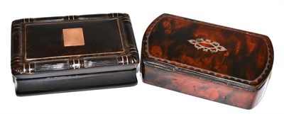 Lot 653 - A gold inlaid tortoiseshell snuff box and papier mache box (2)