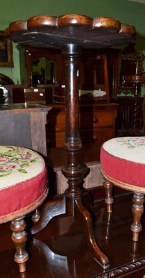 Lot 824 - Inlaid tripod table