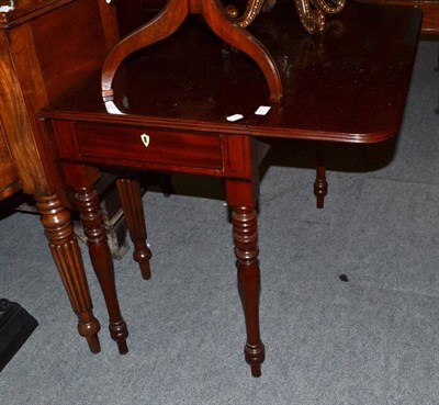 Lot 831 - 19th century mahogany Pembroke table, width 97cm