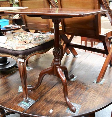 Lot 901 - George III mahogany tripod table, width 62cm