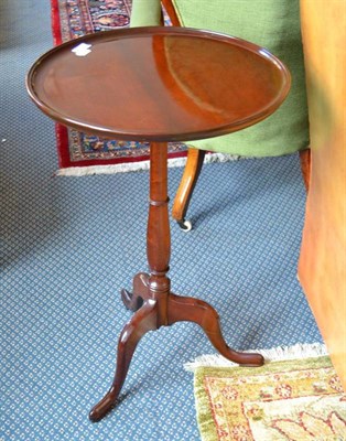 Lot 1342 - George III mahogany dish top tripod table, diameter 46cm