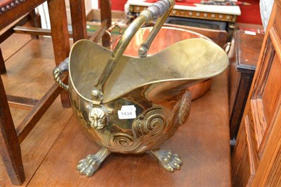 Lot 1434 - Brass coal bucket on claw feet