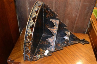 Lot 1476 - A black lacquered Chippendale style Japanned corner shelf, height 45cm