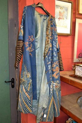 Lot 1636 - A late 19th/early 20th century Chinese gown (distressed)