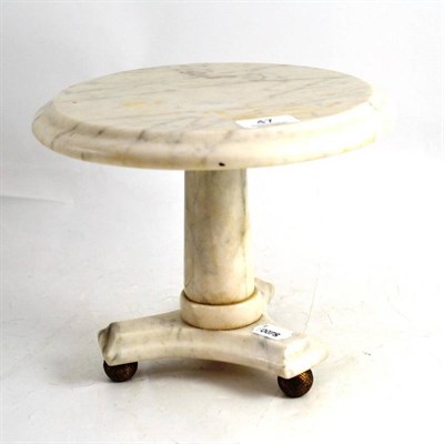 Lot 47 - An early 19th century marble diminutive table/tazza