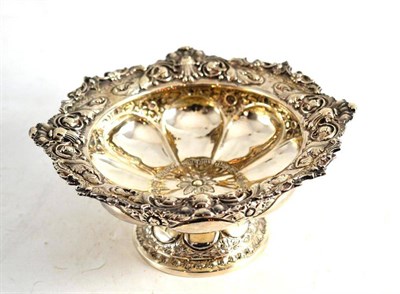 Lot 59 - A silver footed dish