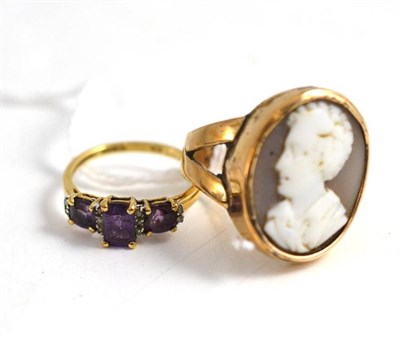 Lot 124 - A cameo ring and a 9ct gold amethyst ring